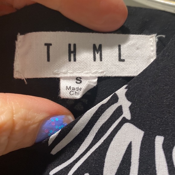 Zebra print black flowy dress - Picture 3 of 5